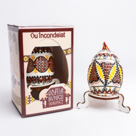 Ou incondeiat cu ceara (rata) din Bucovina