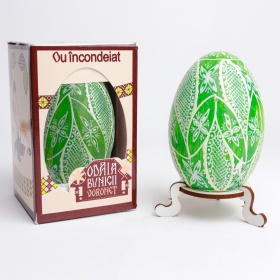 Ou incondeiat cu ceara (gasca) din Bucovina