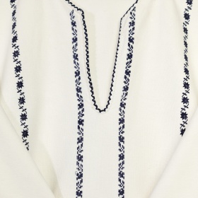 Ie traditionala cusuta manual - din Bucovina