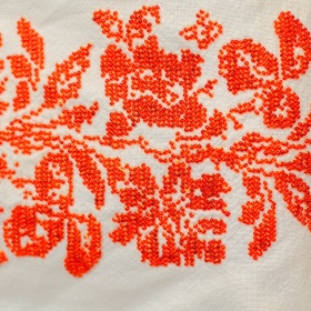 Ie traditionala din Bucovina cusuta manual- M