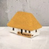 Casuta ceramica - 8cm x 5 cm