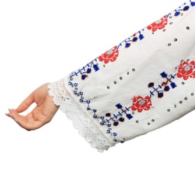 Ie traditionala cusuta manual M-S