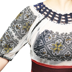 Ie traditionala din Bucovina S