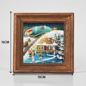 Tablou peisaj de iarna - copii la joaca in curte (decorat pe sticla) - 15cm x 15cm